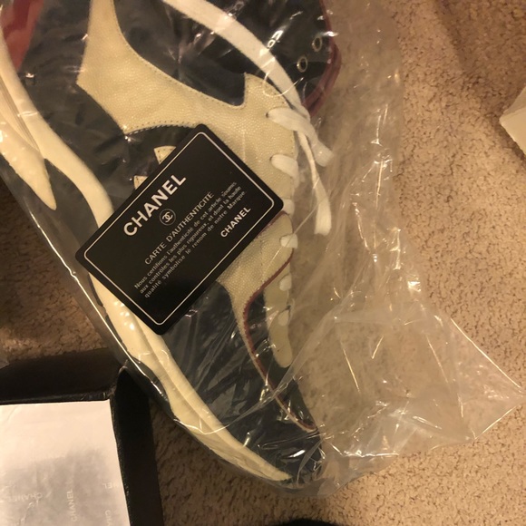 Chanel high Tops - Picture 6 of 7